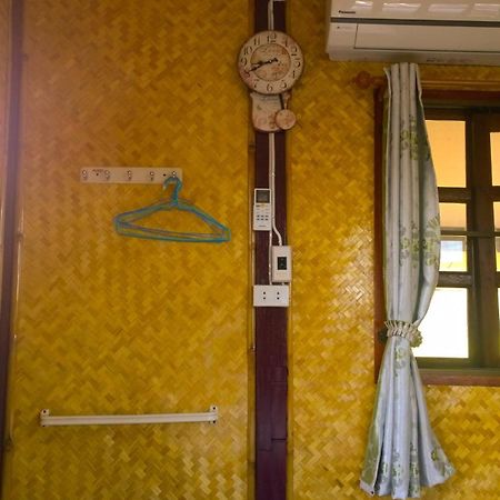 Cast Away Apartamento Nonthaburi Exterior foto