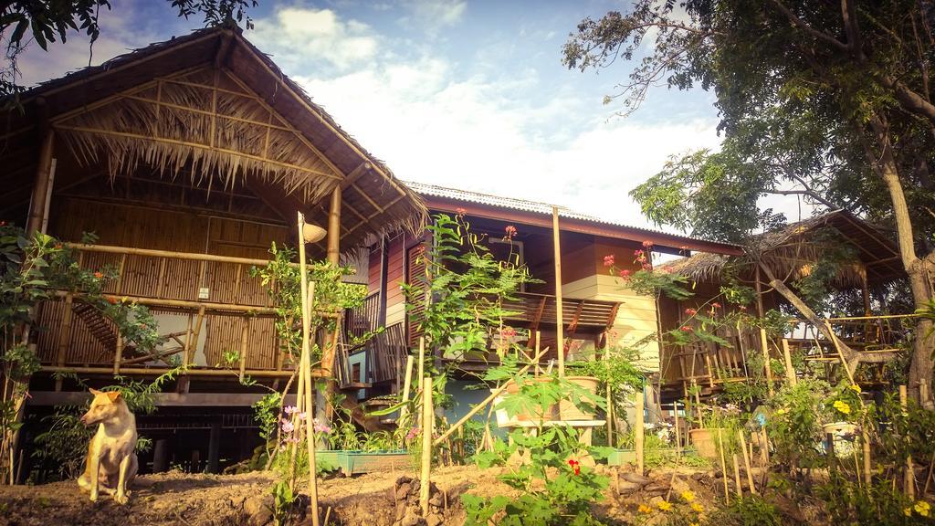 Cast Away Apartamento Nonthaburi Exterior foto