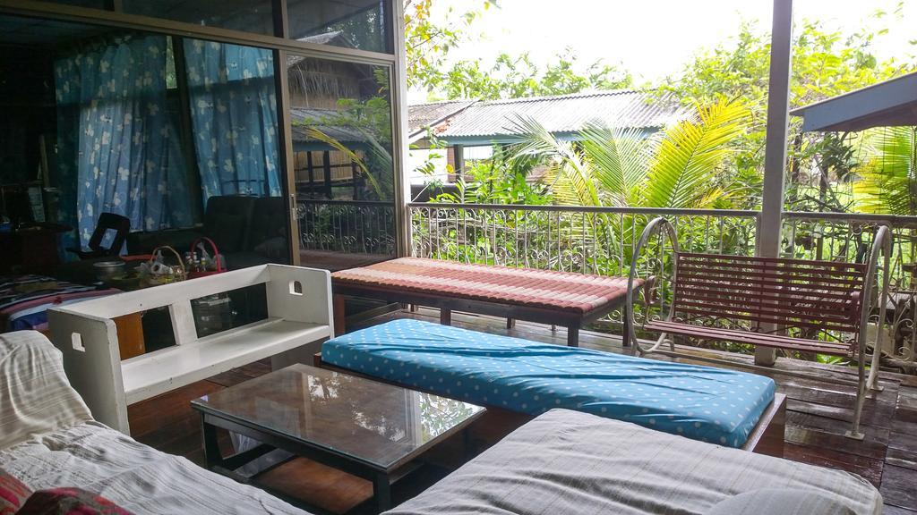 Cast Away Apartamento Nonthaburi Exterior foto
